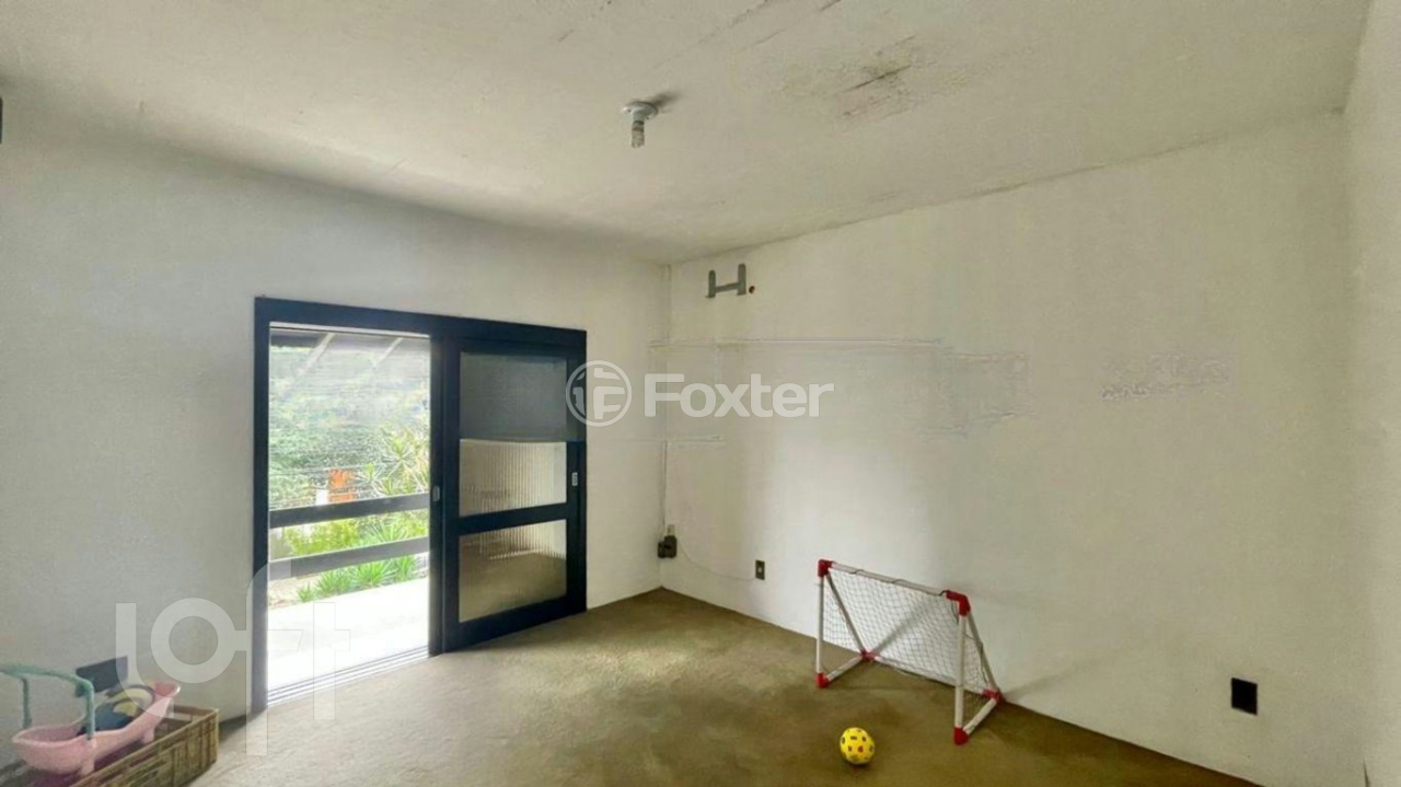 Casa à venda com 3 quartos, 292m² - Foto 26