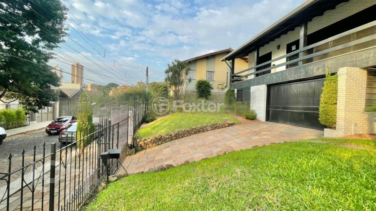 Casa à venda com 3 quartos, 292m² - Foto 7