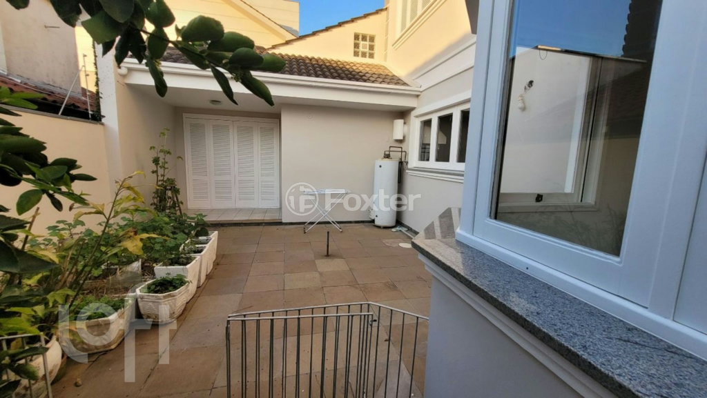 Casa à venda com 4 quartos, 389m² - Foto 27