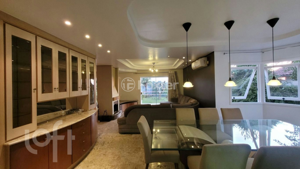 Casa à venda com 4 quartos, 389m² - Foto 2