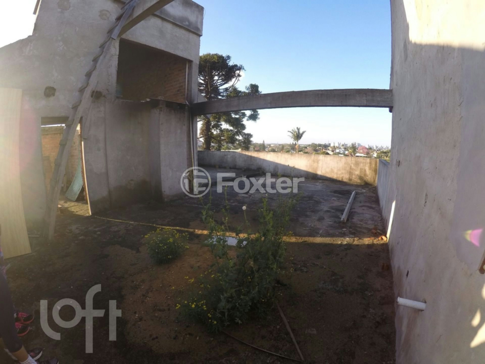 Casa à venda com 5 quartos, 250m² - Foto 58