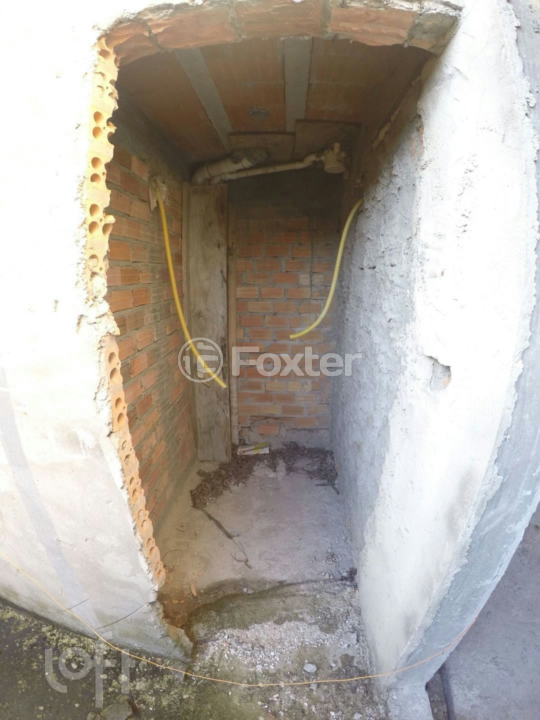 Casa à venda com 5 quartos, 250m² - Foto 31