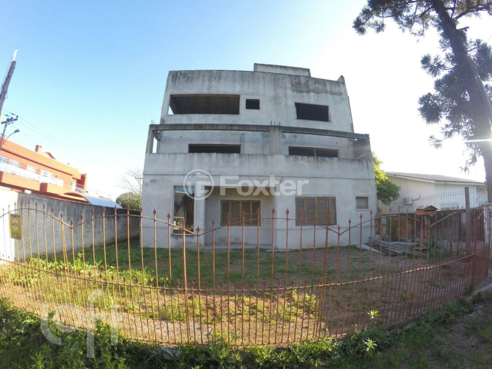 Casa à venda com 5 quartos, 250m² - Foto 64