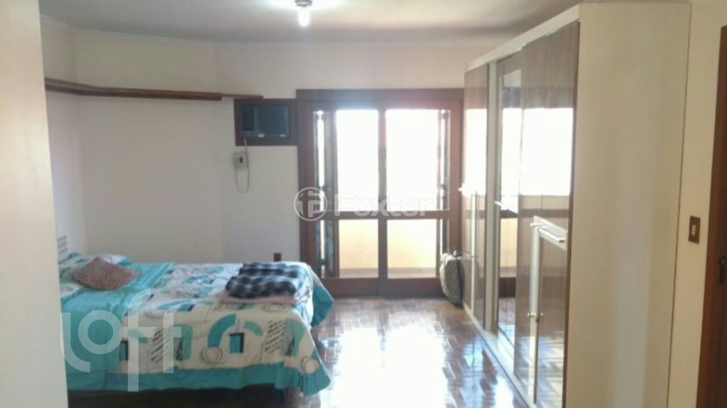 Casa à venda com 4 quartos, 249m² - Foto 9