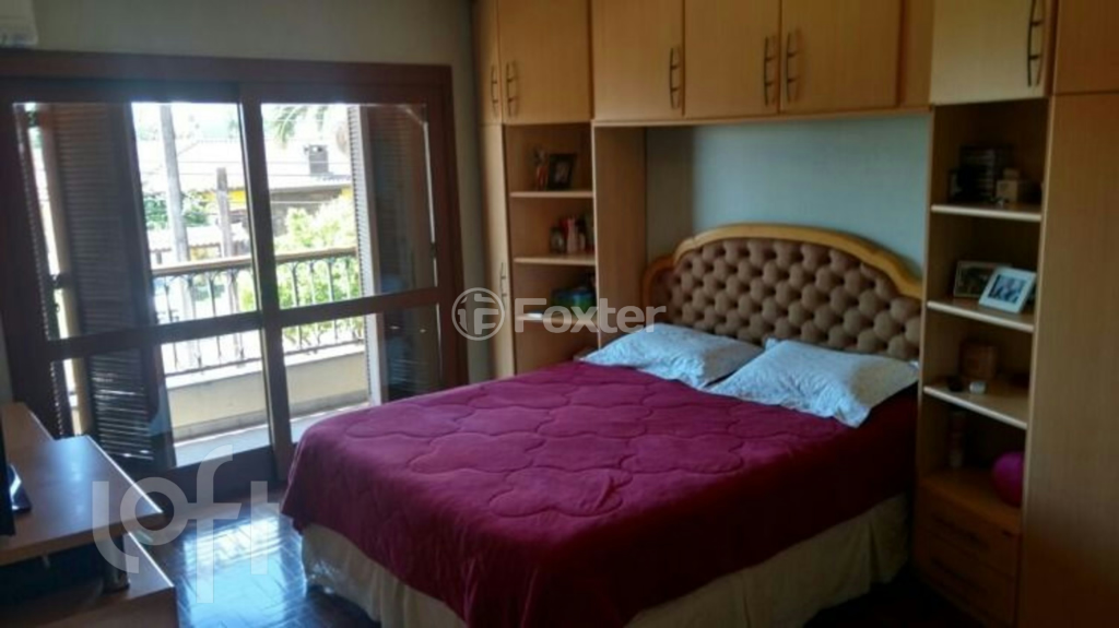 Casa à venda com 4 quartos, 249m² - Foto 8