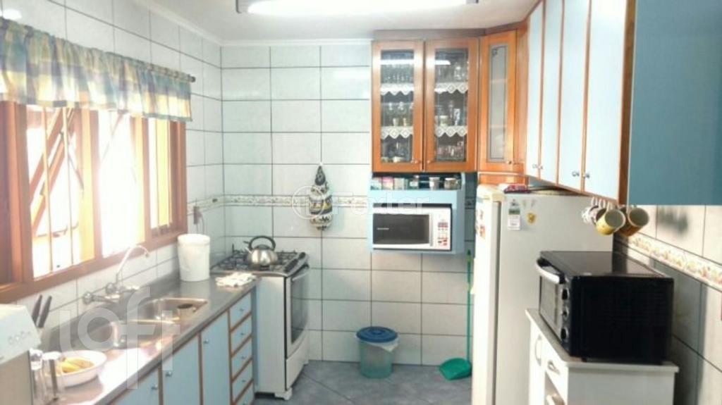 Casa à venda com 4 quartos, 249m² - Foto 4