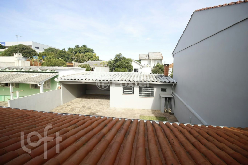 Casa à venda com 5 quartos, 244m² - Foto 28