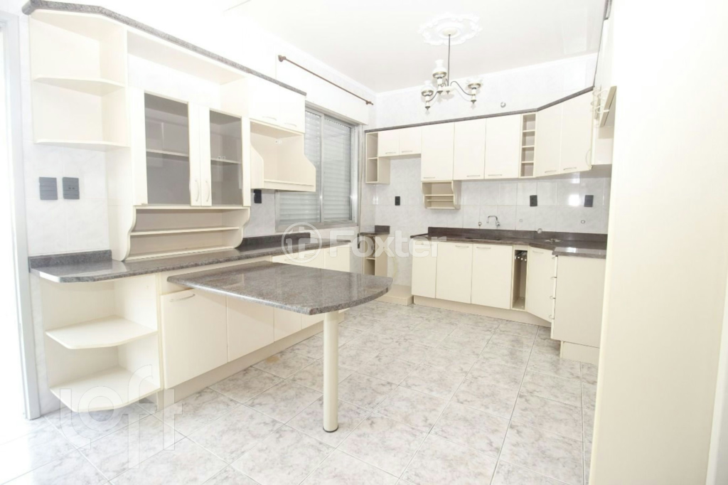 Casa à venda com 5 quartos, 244m² - Foto 5