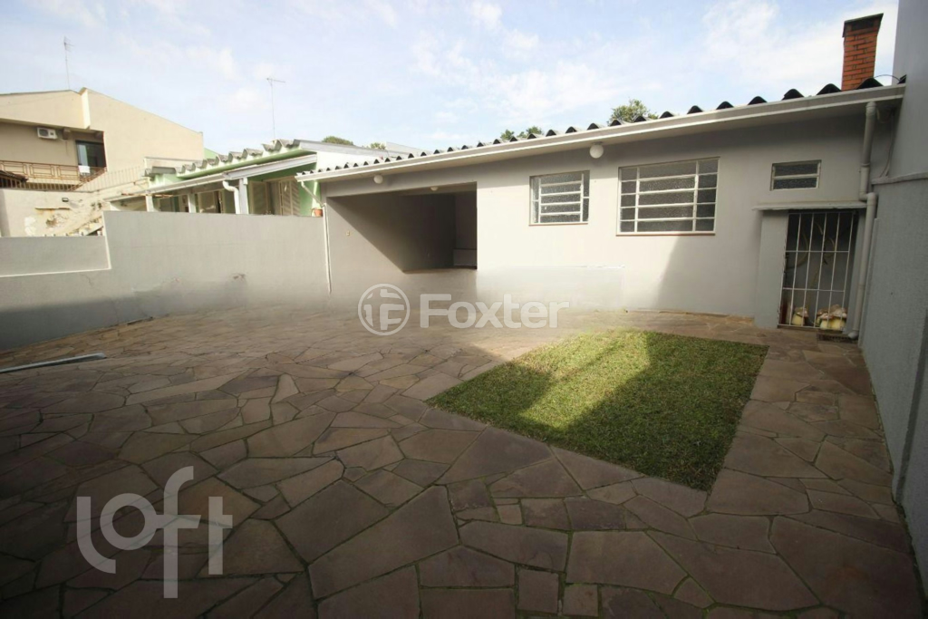 Casa à venda com 5 quartos, 244m² - Foto 9
