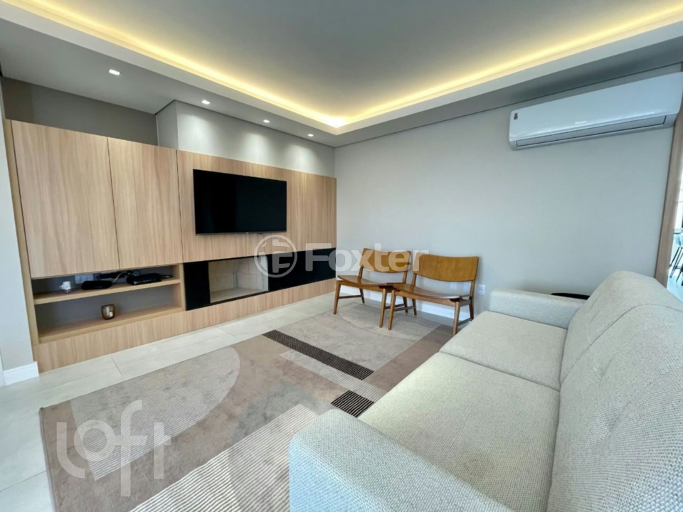 Apartamento à venda com 3 quartos, 131m² - Foto 2