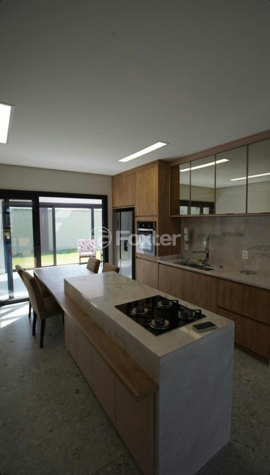 Casa de Condomínio à venda com 3 quartos, 216m² - Foto 3