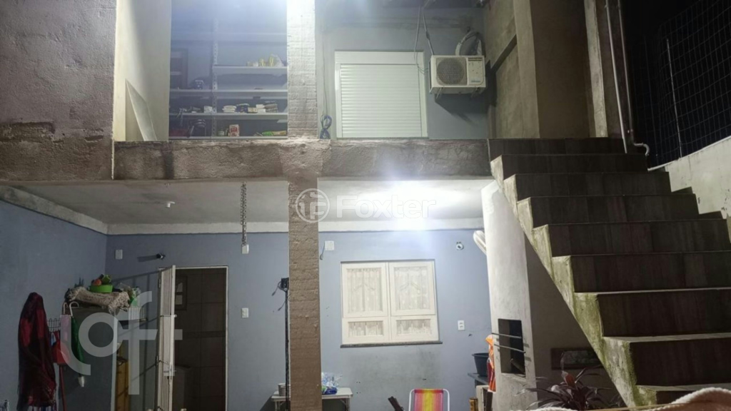 Casa à venda com 2 quartos, 80m² - Foto 7