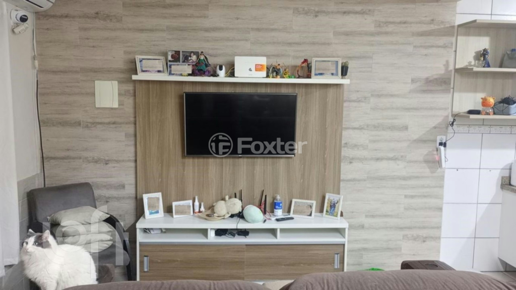 Casa à venda com 2 quartos, 80m² - Foto 2