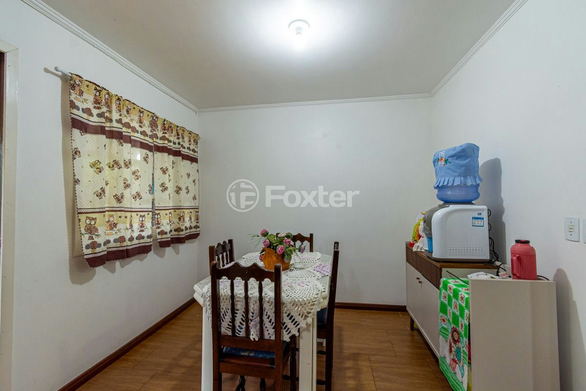Casa à venda com 3 quartos, 160m² - Foto 3