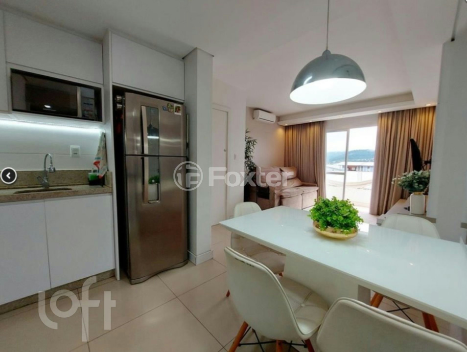 Apartamento à venda com 2 quartos, 63m² - Foto 3