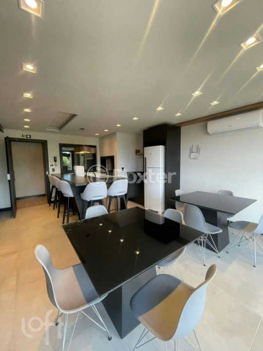 Apartamento à venda com 1 quarto, 42m² - Foto 21