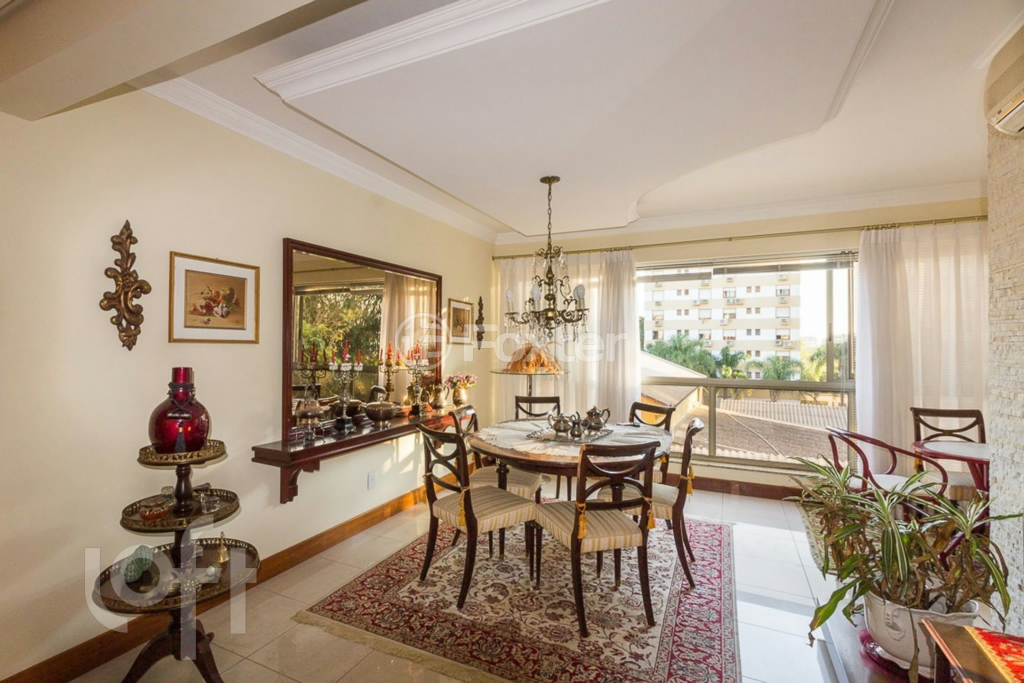 Apartamento à venda com 3 quartos, 154m² - Foto 4