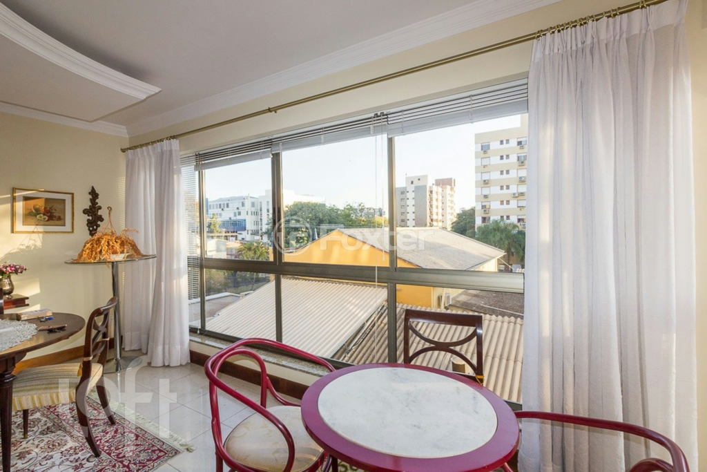 Apartamento à venda com 3 quartos, 154m² - Foto 9
