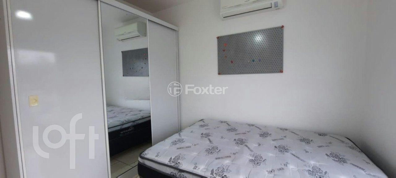 Apartamento à venda com 2 quartos, 75m² - Foto 13