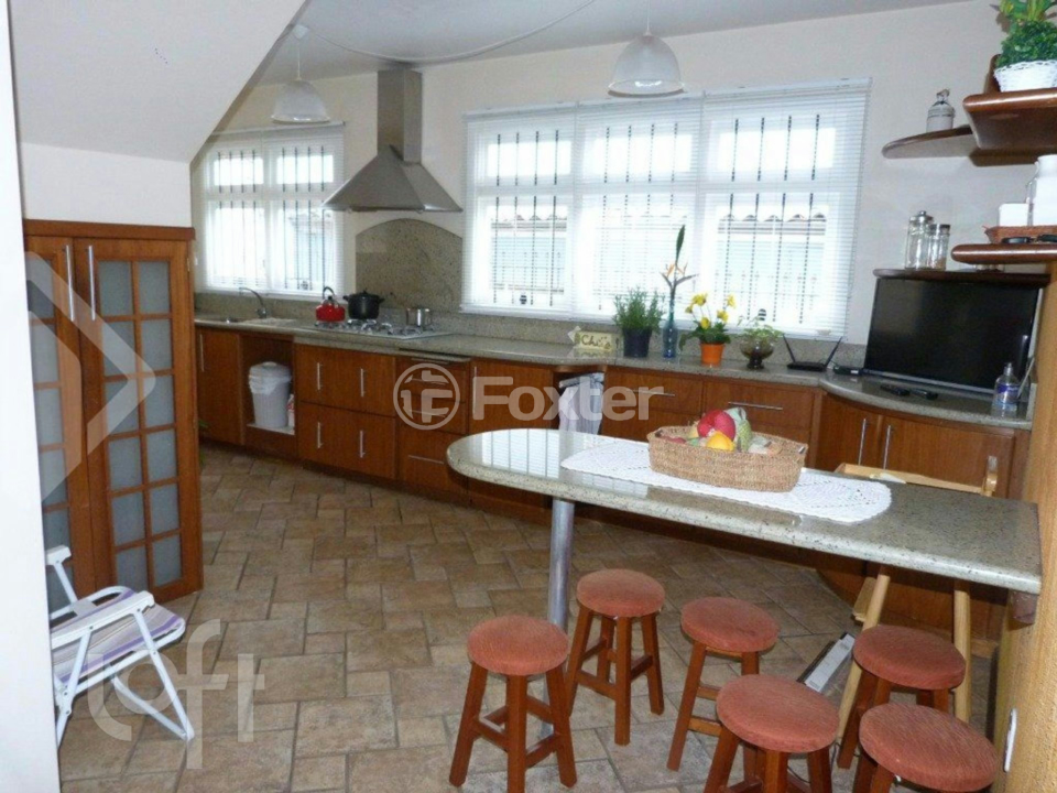 Casa à venda com 4 quartos, 390m² - Foto 18