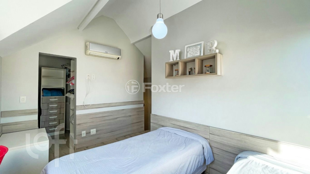 Casa de Condomínio à venda com 4 quartos, 157m² - Foto 32