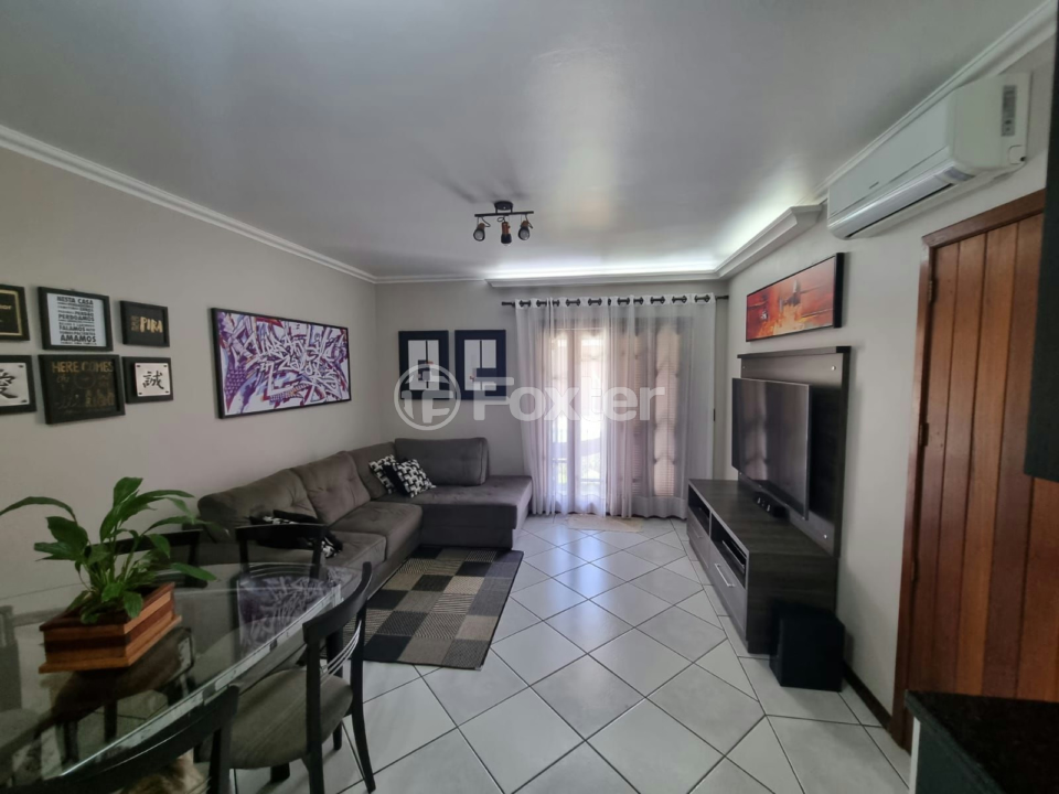 Casa à venda com 3 quartos, 250m² - Foto 8