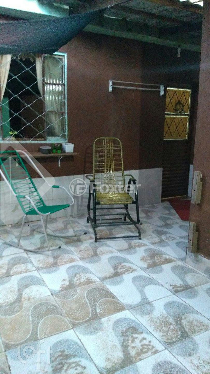 Casa à venda com 2 quartos, 70m² - Foto 7