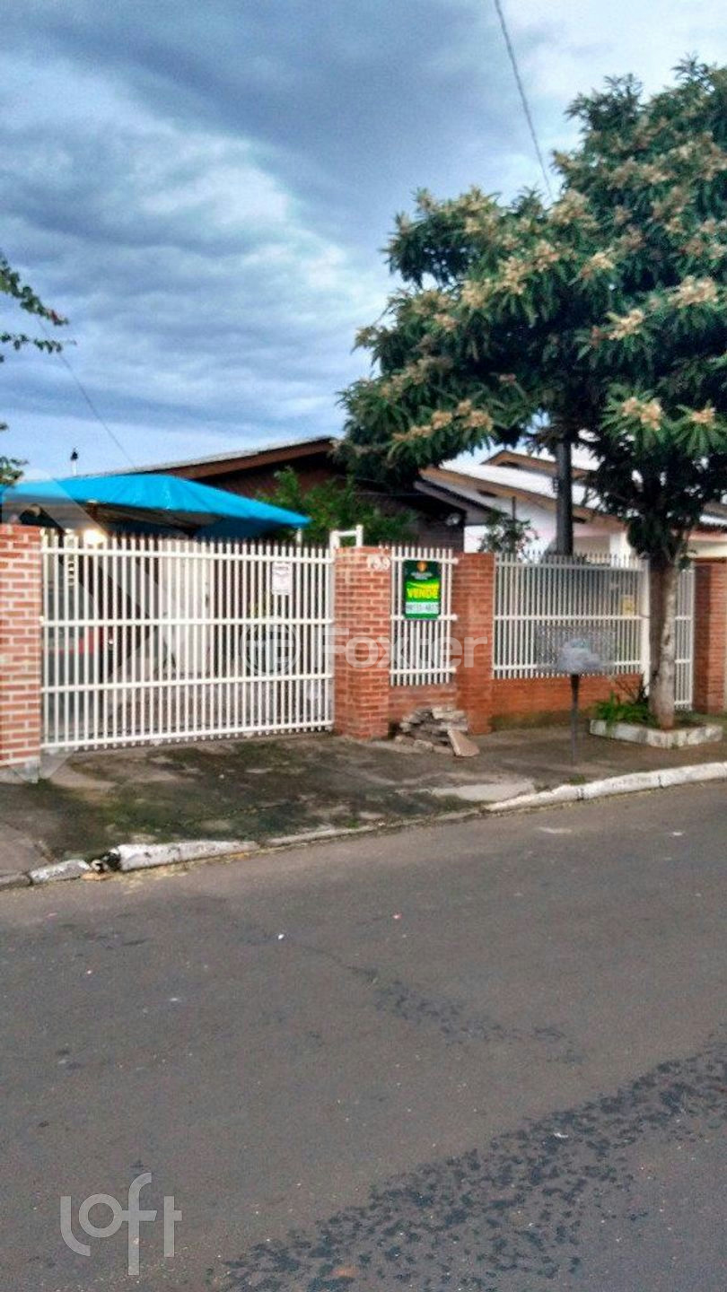 Casa à venda com 2 quartos, 70m² - Foto 1