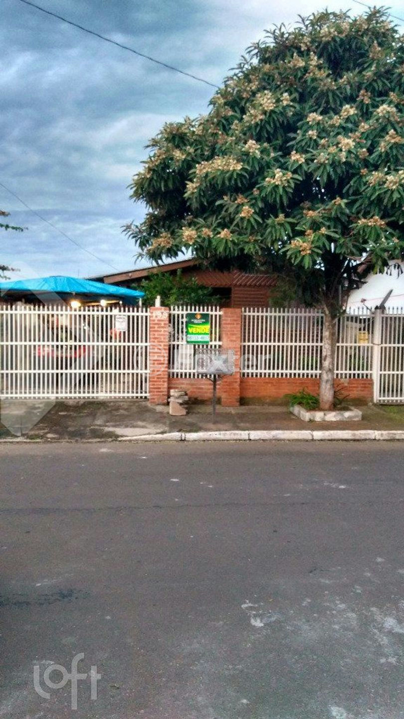 Casa à venda com 2 quartos, 70m² - Foto 2