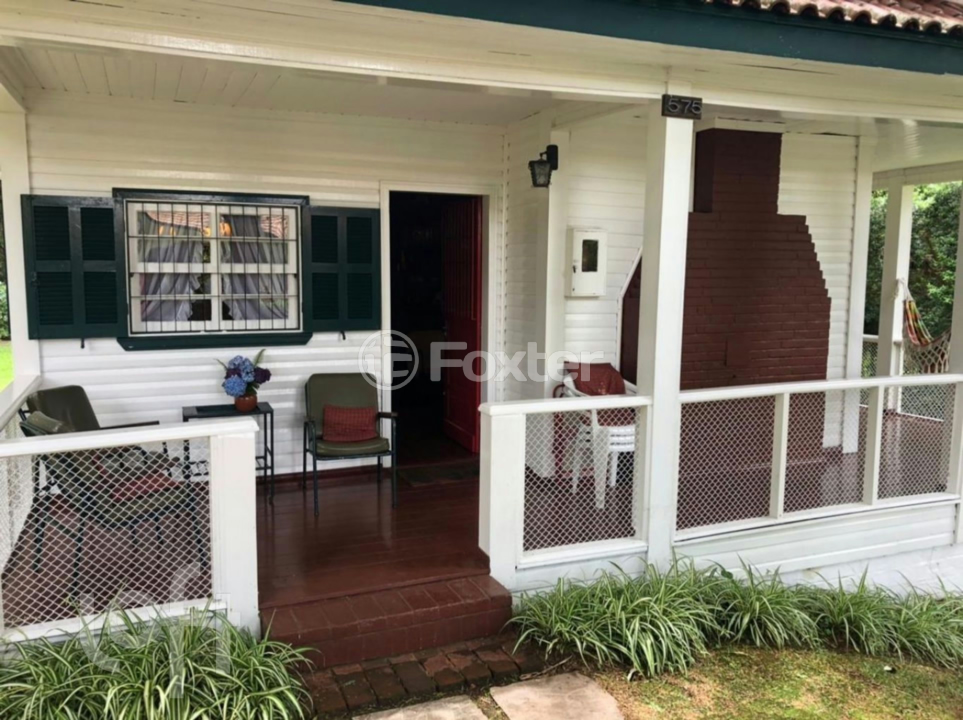Casa à venda com 6 quartos, 3271m² - Foto 1