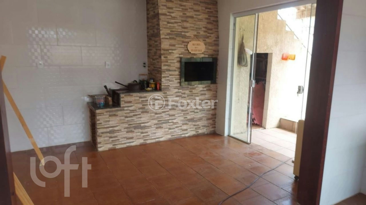 Casa à venda com 4 quartos, 200m² - Foto 1
