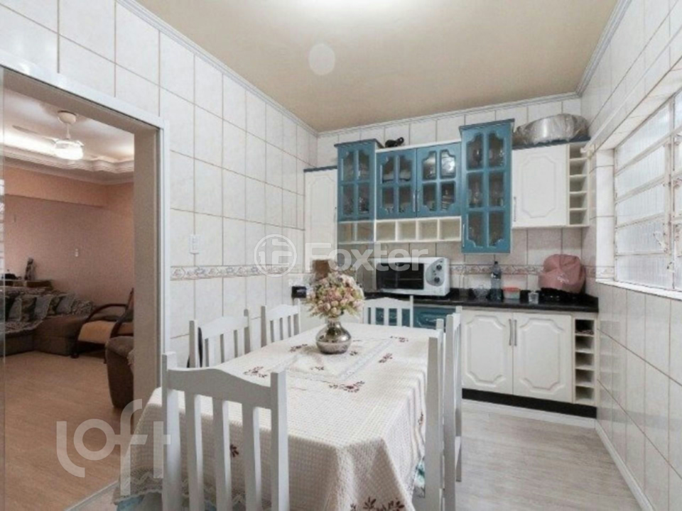 Casa à venda com 3 quartos, 154m² - Foto 8