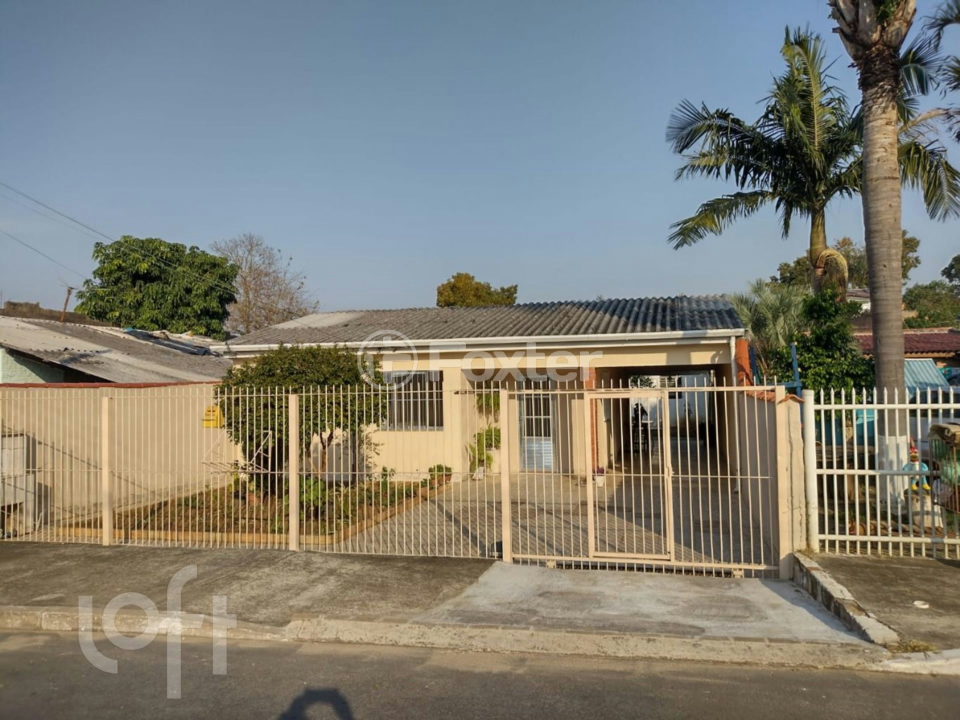 Casa à venda com 2 quartos, 140m² - Foto 2