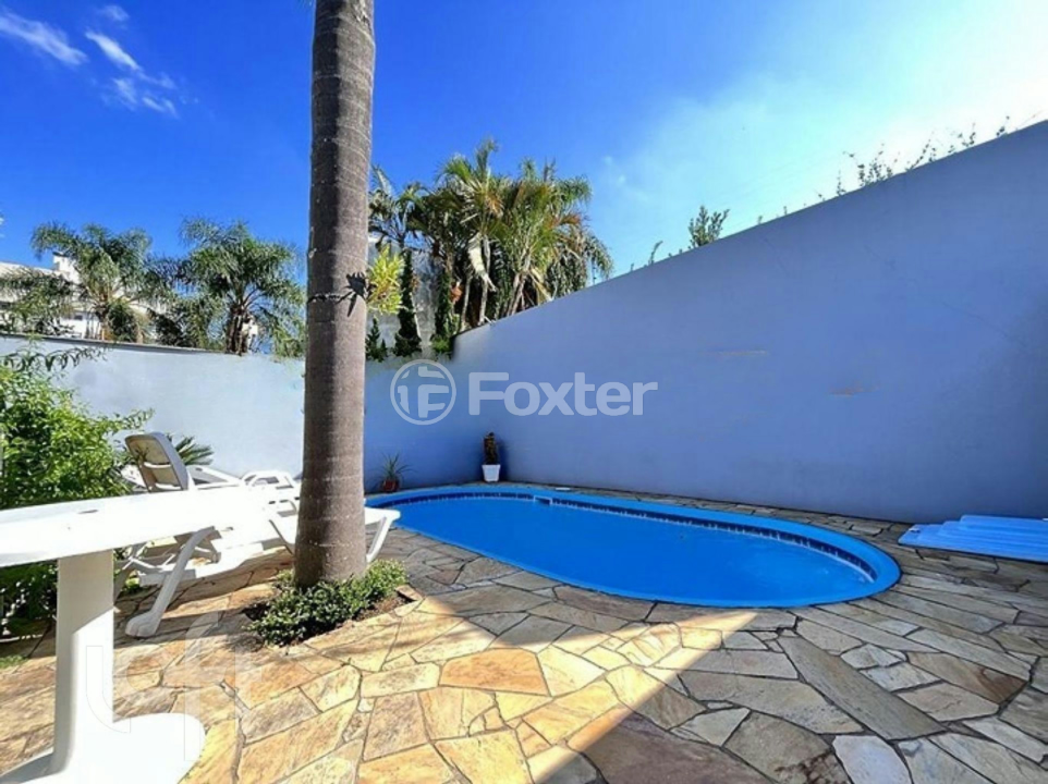 Casa à venda com 3 quartos, 210m² - Foto 27