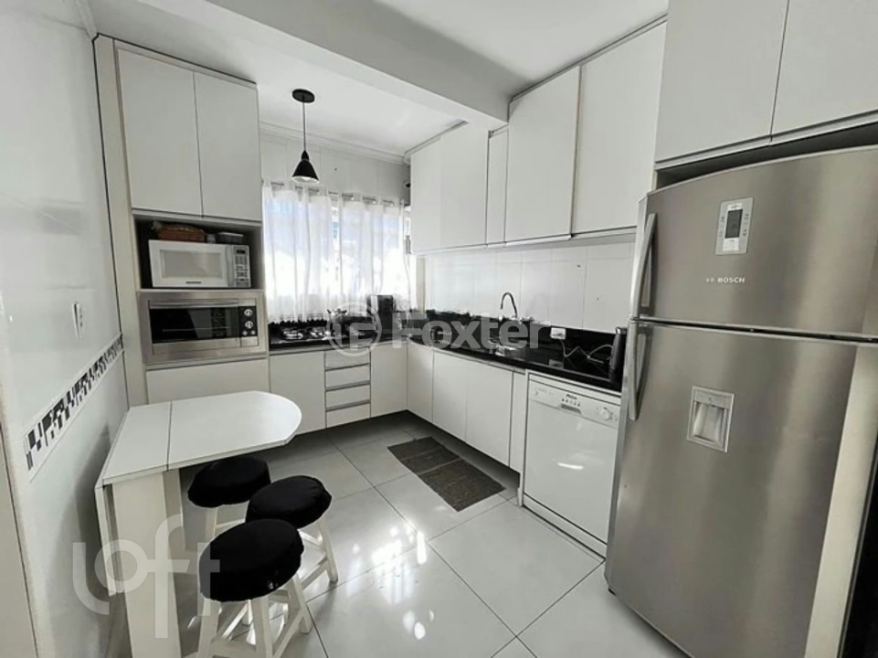 Casa à venda com 3 quartos, 210m² - Foto 9