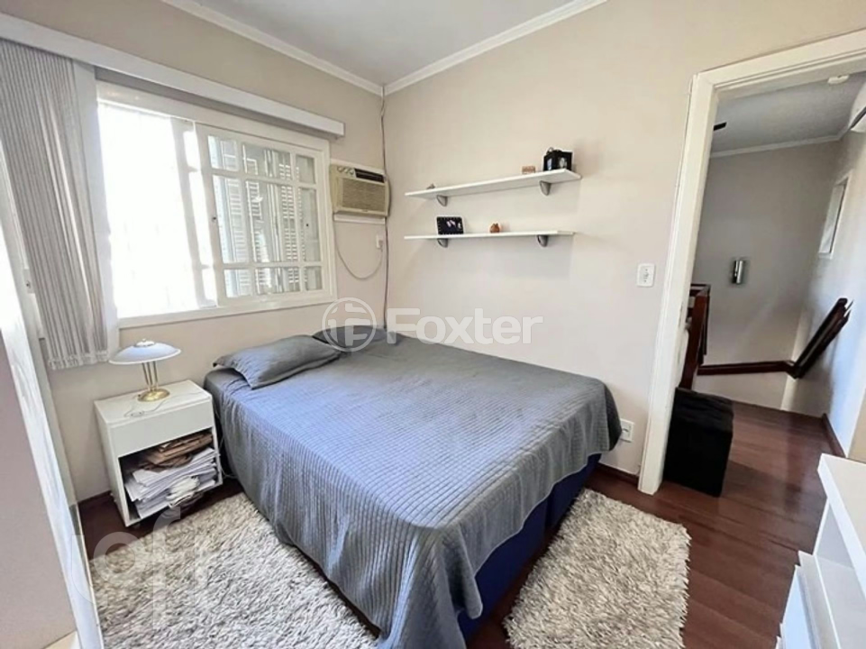 Casa à venda com 3 quartos, 210m² - Foto 20