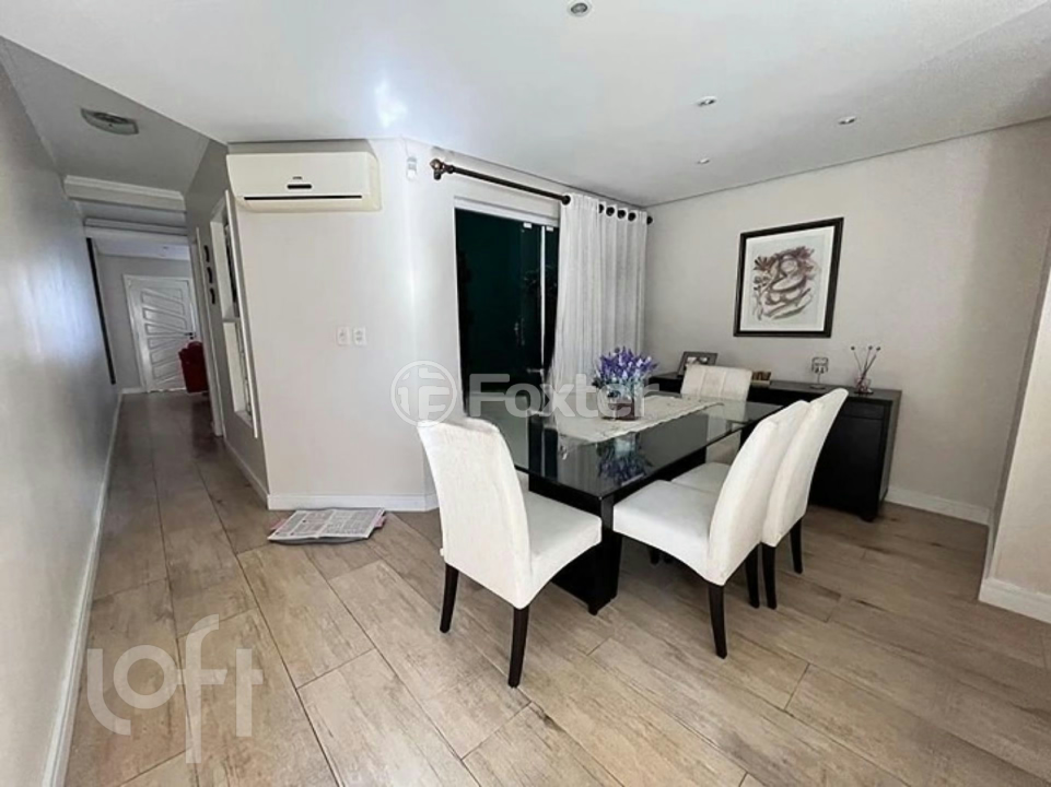 Casa à venda com 3 quartos, 210m² - Foto 5