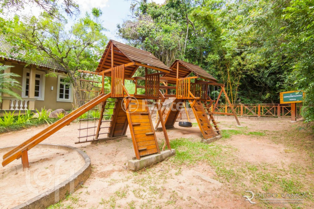 Casa de Condomínio à venda com 3 quartos, 222m² - Foto 57