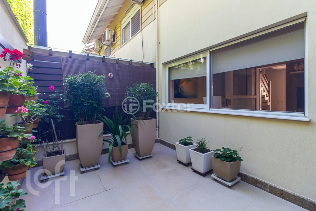 Casa de Condomínio à venda com 3 quartos, 222m² - Foto 9