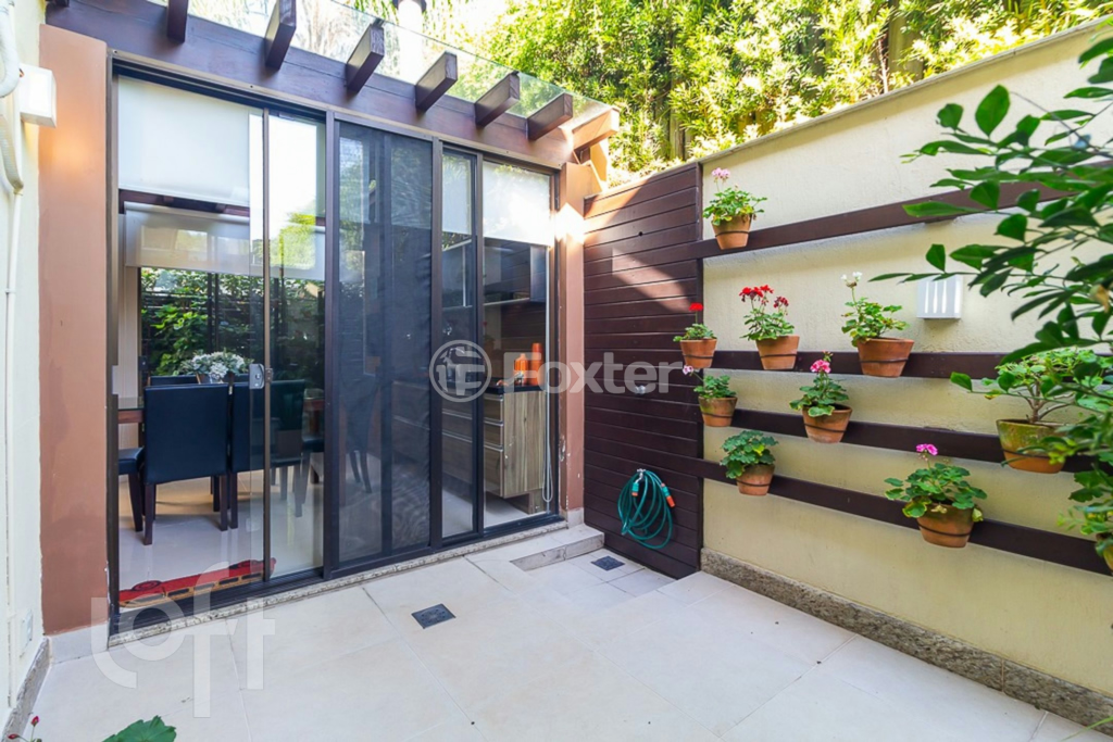 Casa de Condomínio à venda com 3 quartos, 222m² - Foto 10
