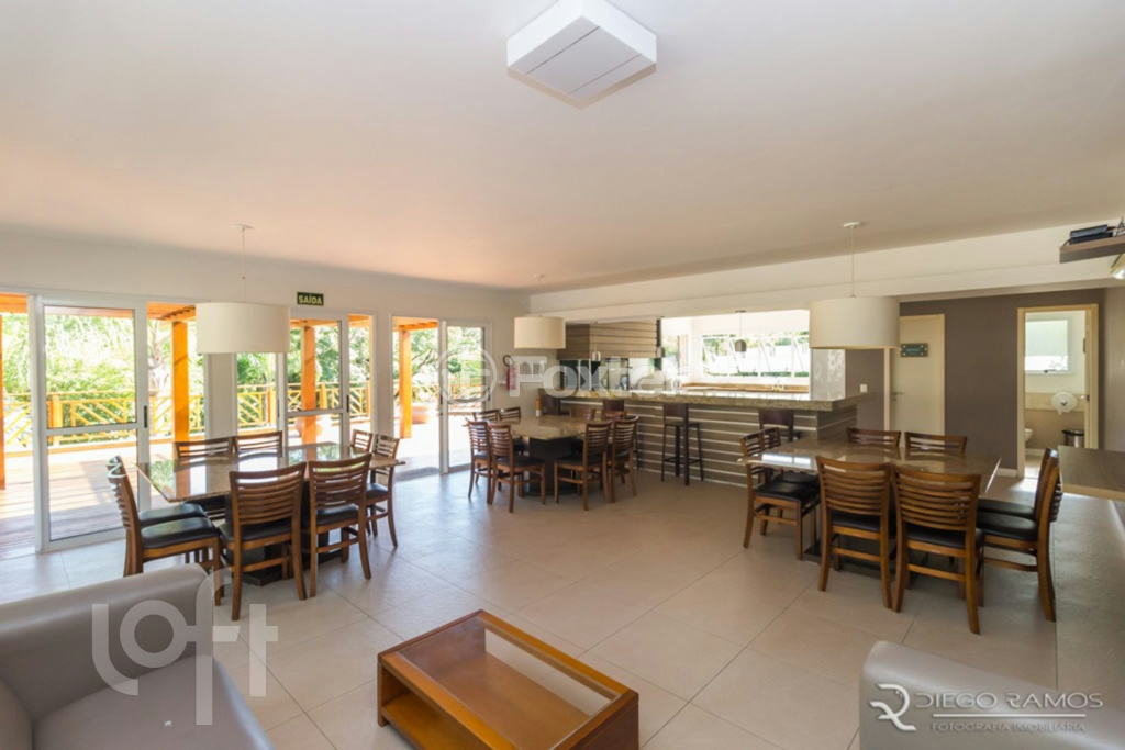 Casa de Condomínio à venda com 3 quartos, 222m² - Foto 36