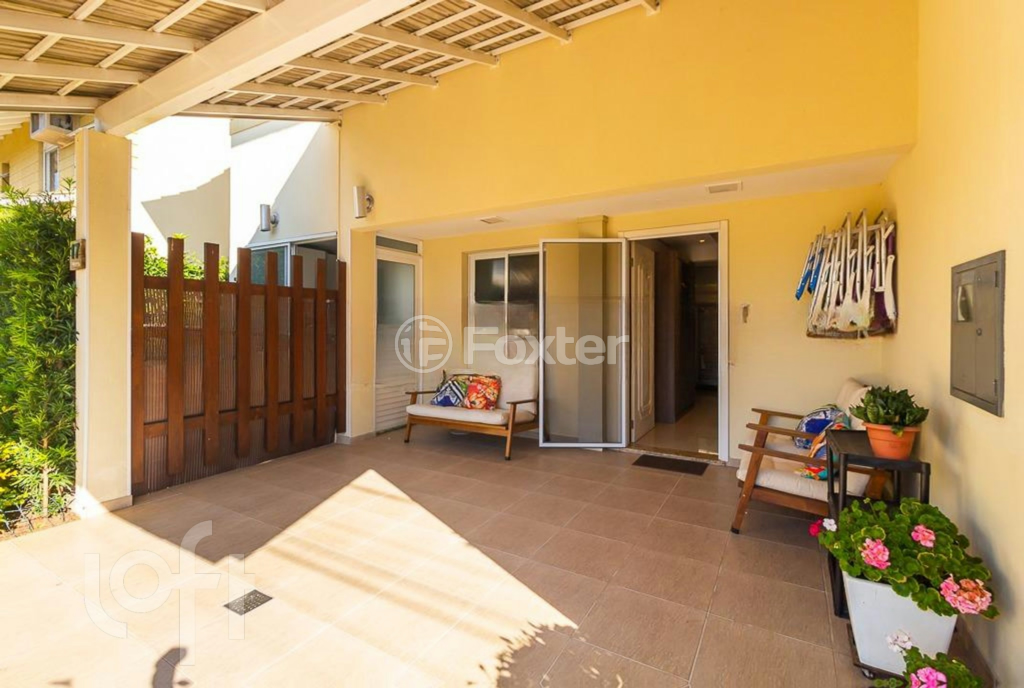 Casa de Condomínio à venda com 3 quartos, 222m² - Foto 30