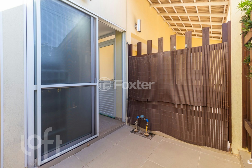 Casa de Condomínio à venda com 3 quartos, 222m² - Foto 25