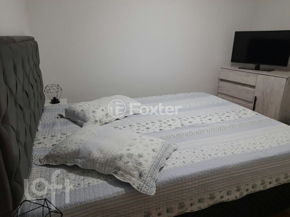 Apartamento à venda com 2 quartos, 40m² - Foto 8