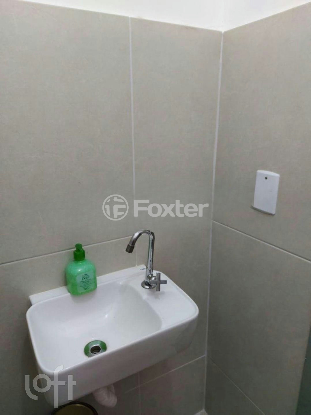 Apartamento à venda com 2 quartos, 70m² - Foto 18