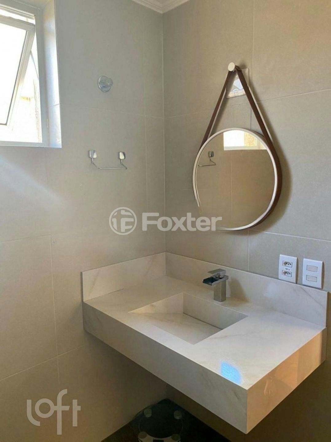 Apartamento à venda com 2 quartos, 70m² - Foto 17