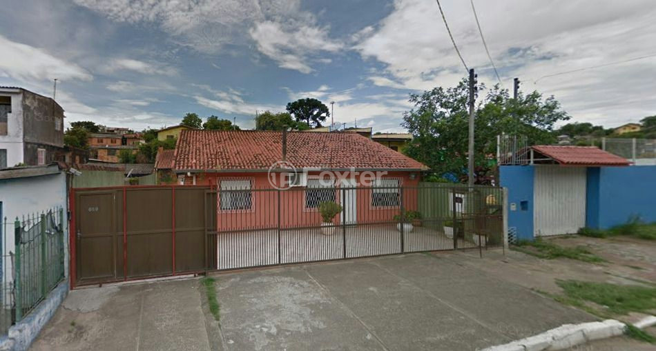 Casa à venda com 4 quartos, 157m² - Foto 1