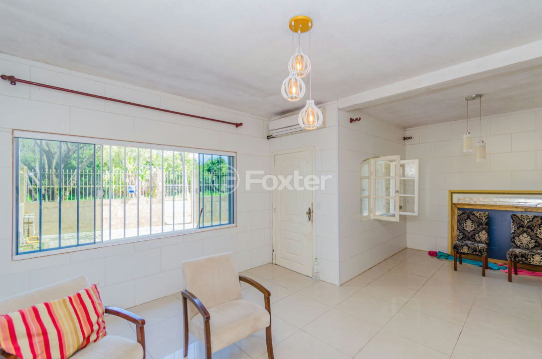 Casa à venda com 3 quartos, 200m² - Foto 4