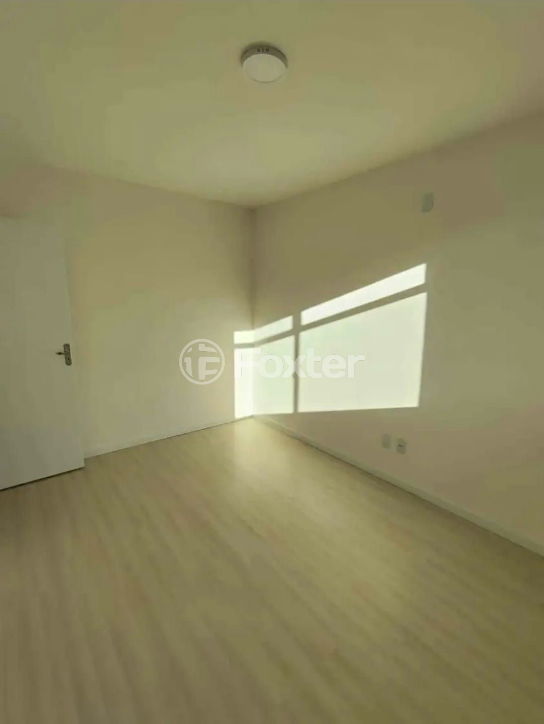 Apartamento à venda com 2 quartos, 54m² - Foto 1