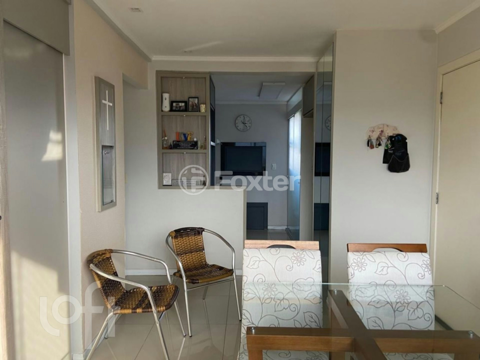 Apartamento à venda com 2 quartos, 63m² - Foto 4